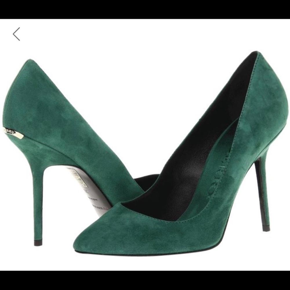 🆕 LISTING! Burberry Margaery green suede heel